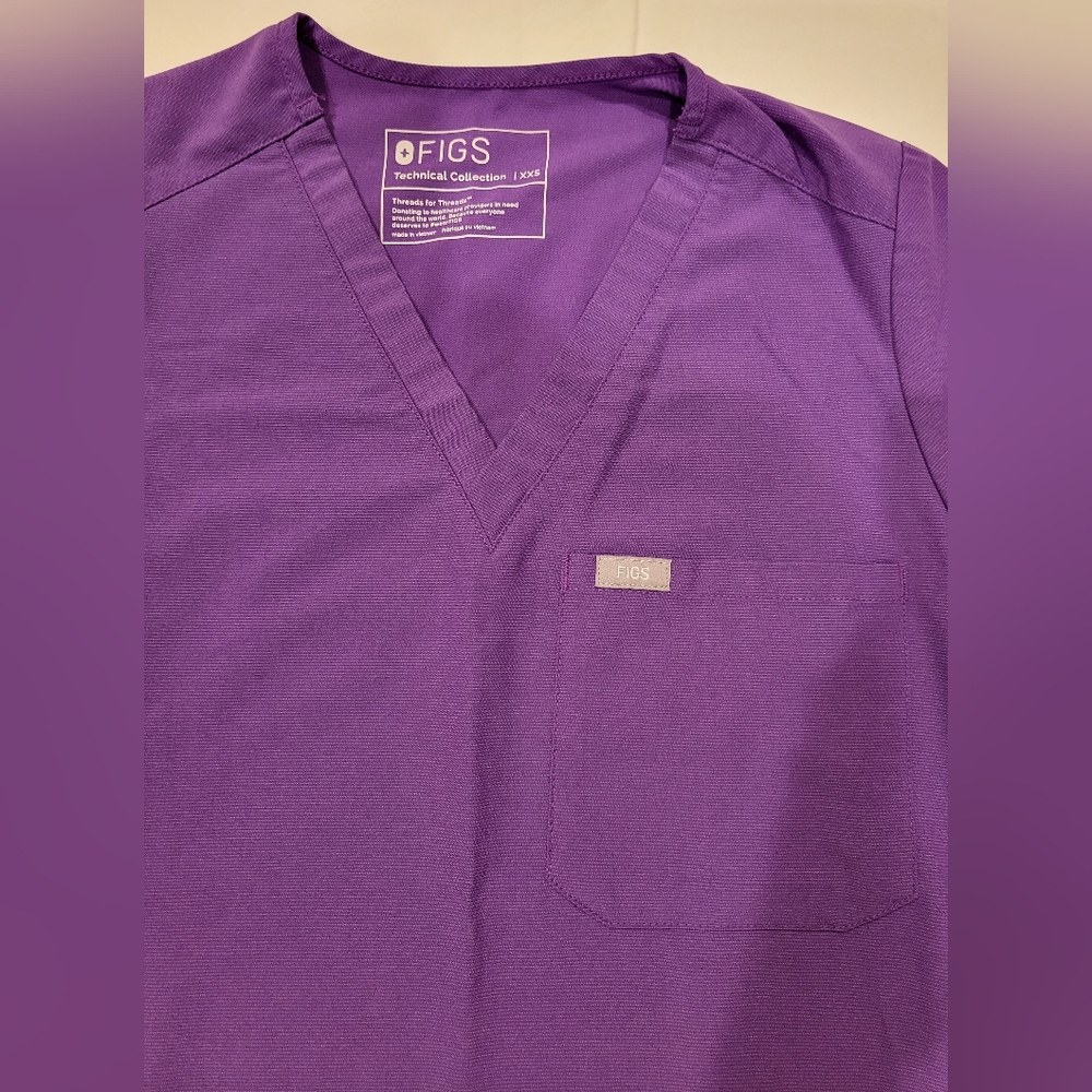 Figs Ultraviolet XXS Catarina top